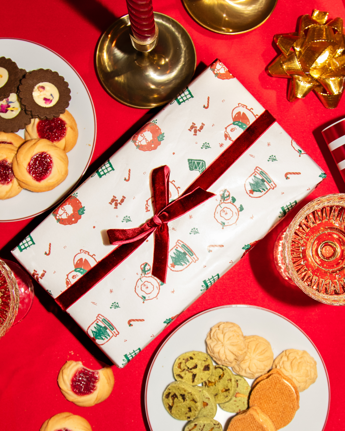 Holiday Cookie Box – Limited Edition (32 pieces) - Canada-Wide Delivery